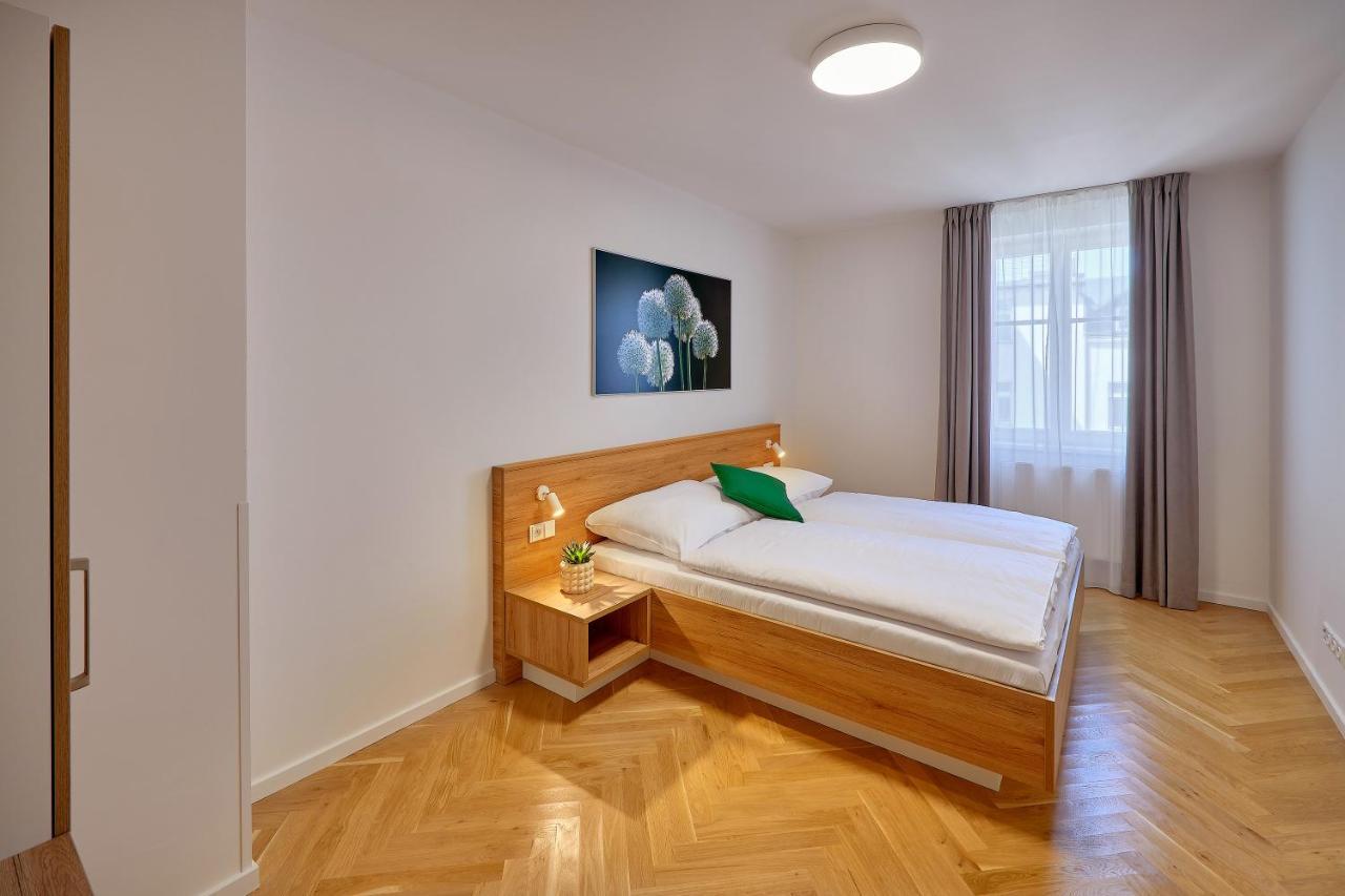 Downtown Suites Rubesova プラハ エクステリア 写真