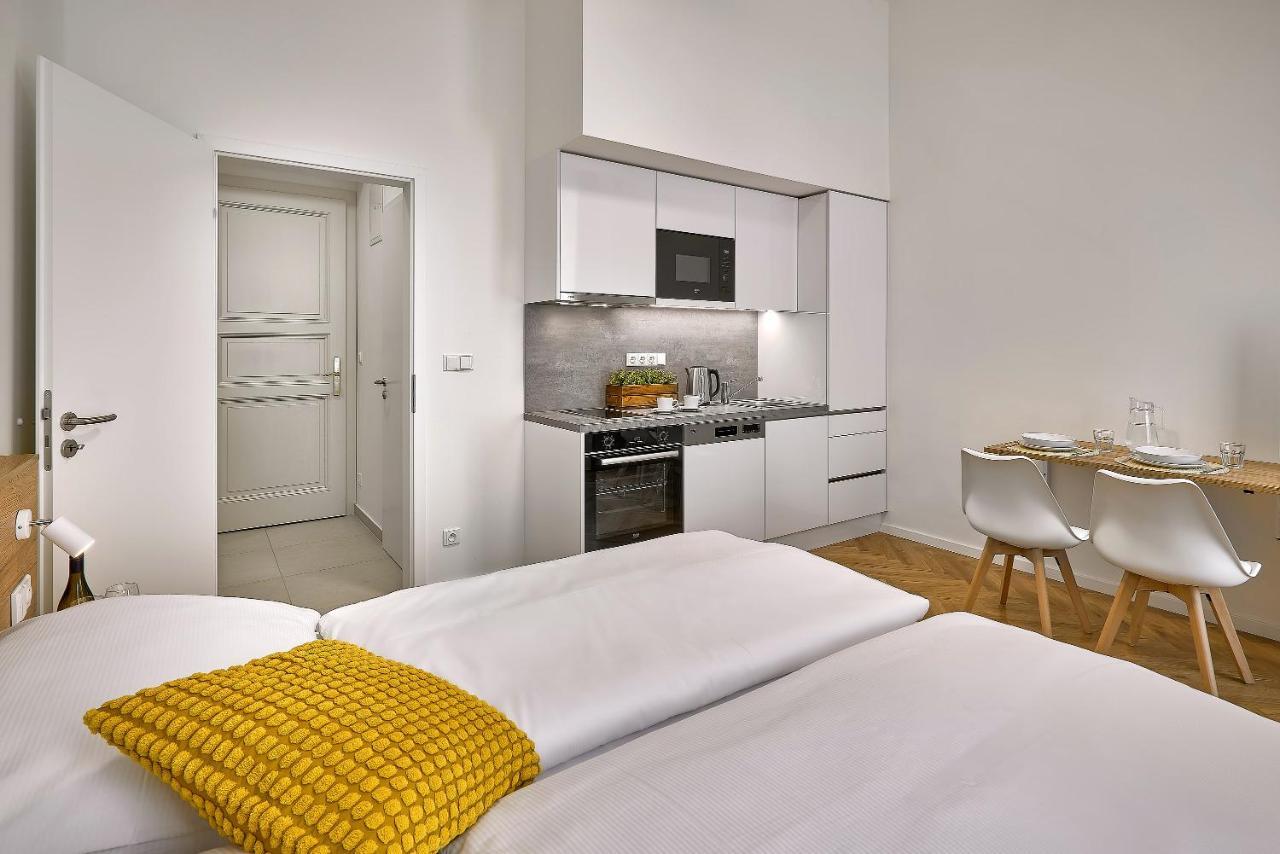 Downtown Suites Rubesova プラハ エクステリア 写真