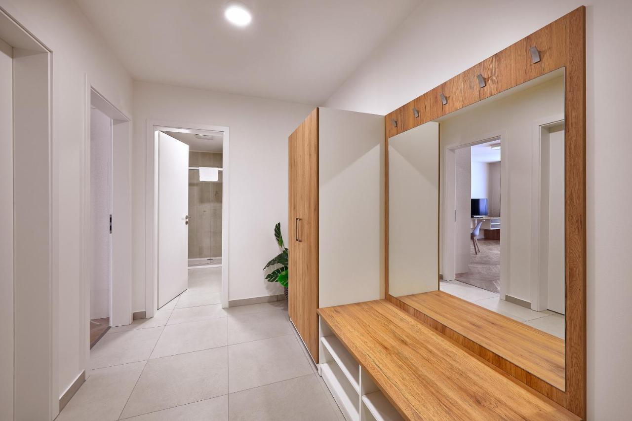 Downtown Suites Rubesova プラハ エクステリア 写真