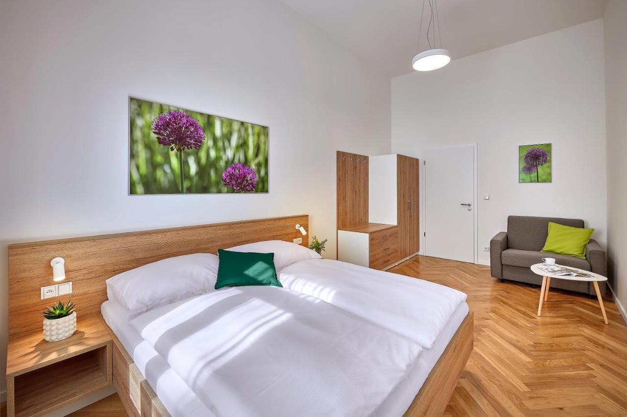 Downtown Suites Rubesova プラハ エクステリア 写真