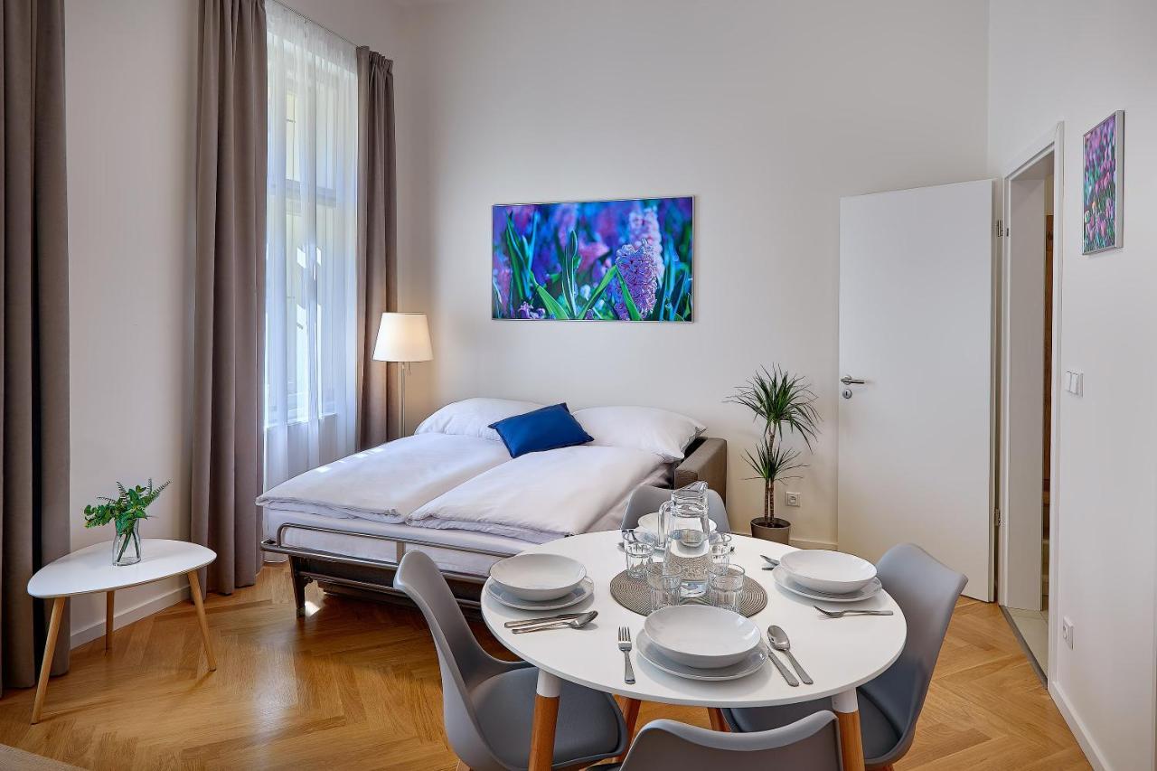 Downtown Suites Rubesova プラハ エクステリア 写真